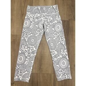 lululemon Wunder Under Crop size 4